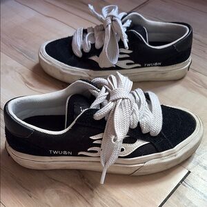 STRAYE LOGAN PUFF BLACK SUEDE SKATE SHOES